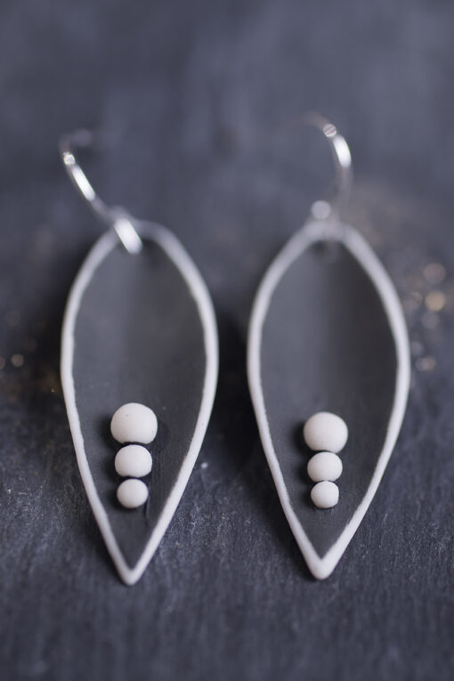 Three Peas in a Pod Earrings - Image 3